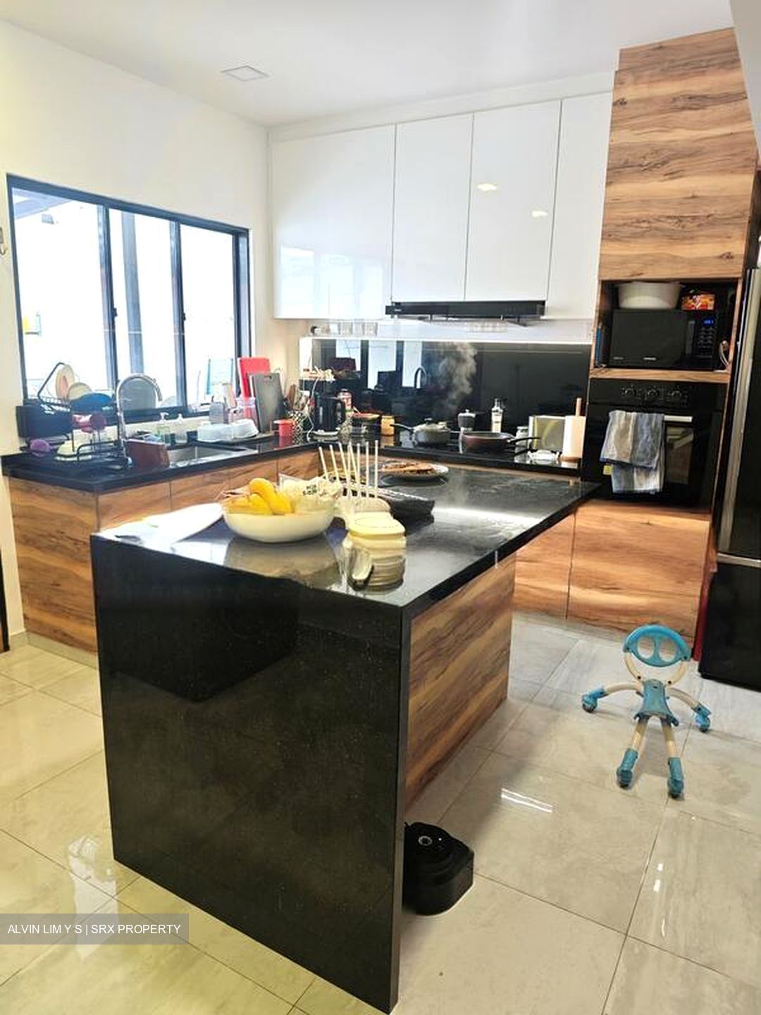 Sennett Estate (D13), Terrace #502591891